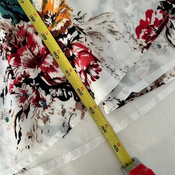 NWT Cupshe floral wrap dress - Picture 11 of 13